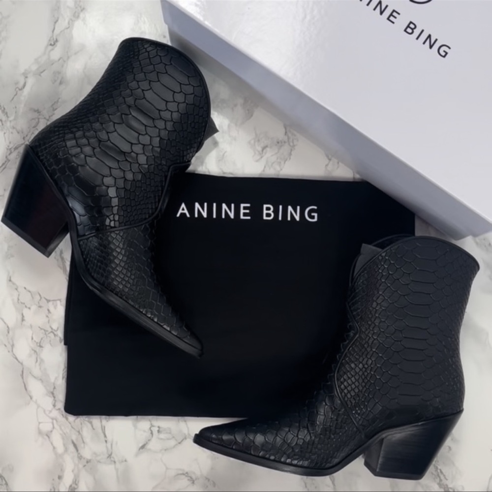 ANINE BING Easton Crocodile Textured Leather Boot With A Western Vibe (LAST ONE) - Picture 14 of 16